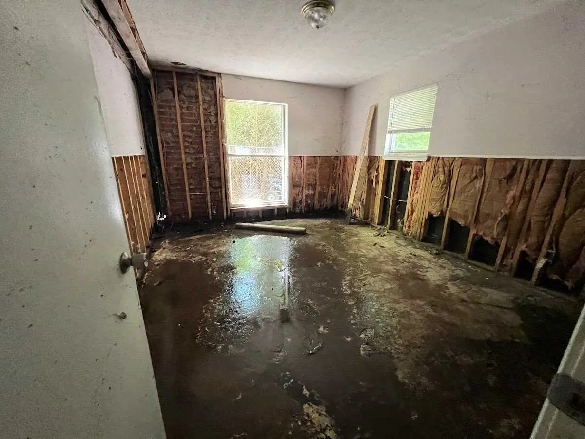 Water Damage Restoration services in Lonsdale, MN